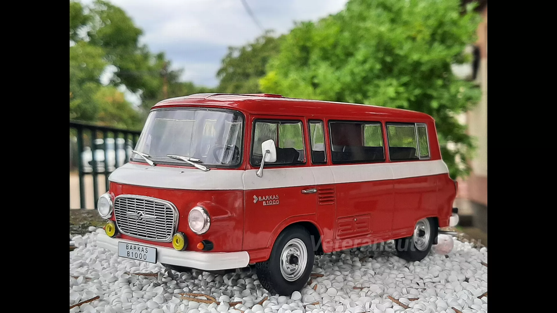 Barkas B1000 