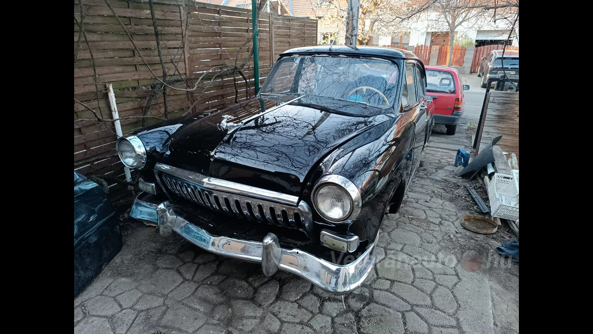 Volga M21 felújítva, szarvassal