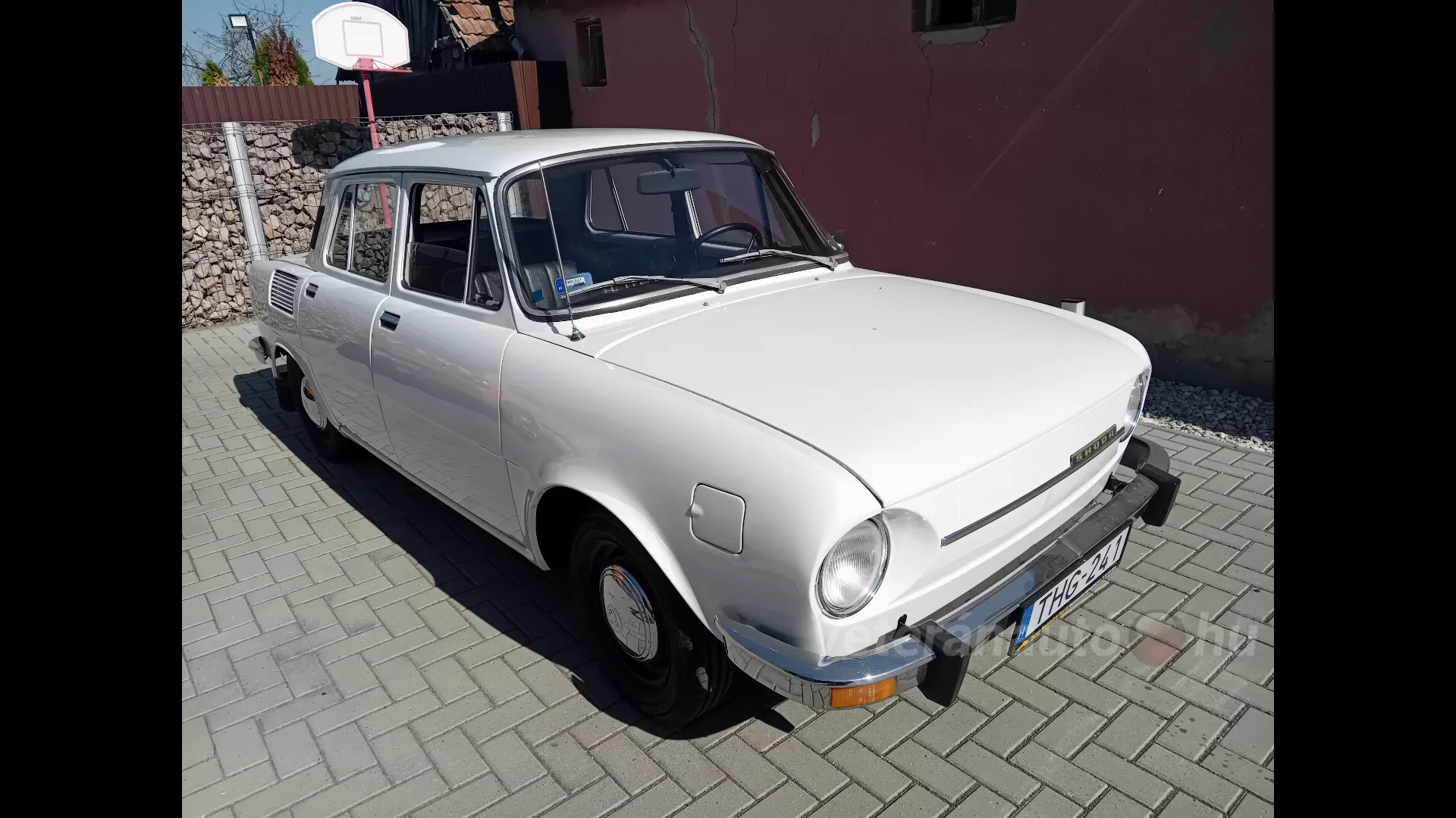 Skoda s100